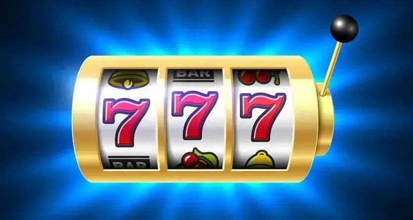 Người dùng truy cập hitclup trên điện thoại Android với trải nghiệm mượt mà, hiển thị rõ ràng nút điều hướng